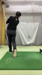 ドライバーを安定させる為の練習方法│池袋ゴルフアカデミー