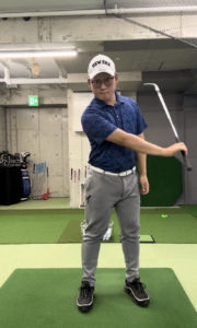ゴルフクラブはどうやって持つ？│池袋ゴルフアカデミー