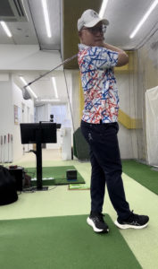 カッコよくフィニッシュは取れてますか？│池袋ゴルフアカデミー