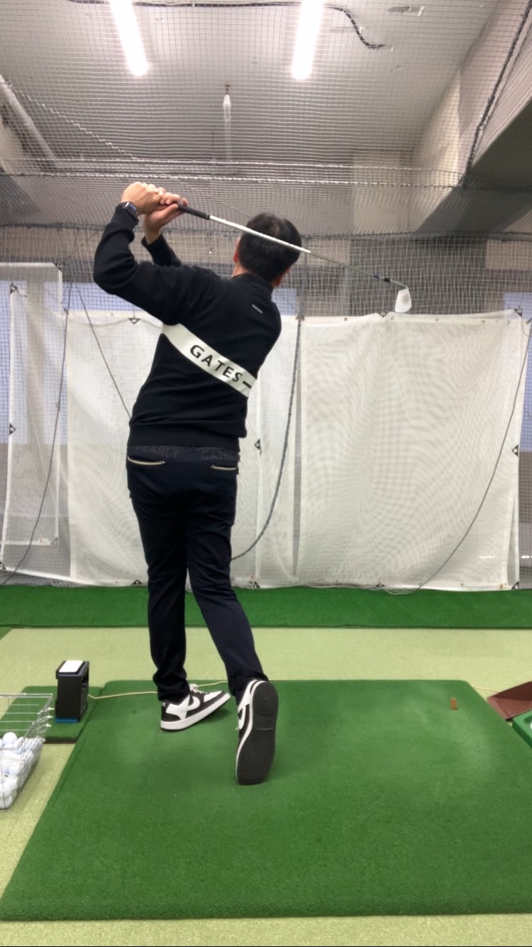 トップをコンパクトに│池袋ゴルフアカデミー