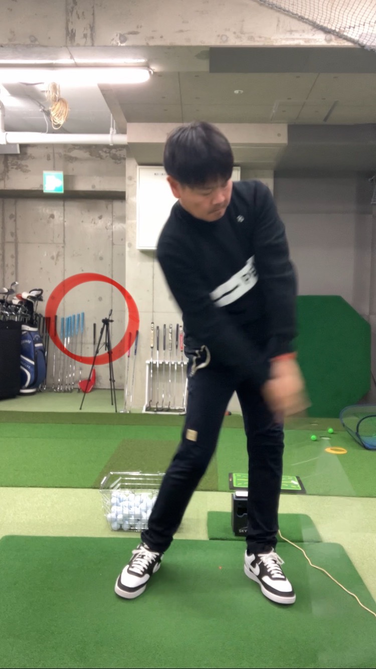 トップをコンパクトに│池袋ゴルフアカデミー