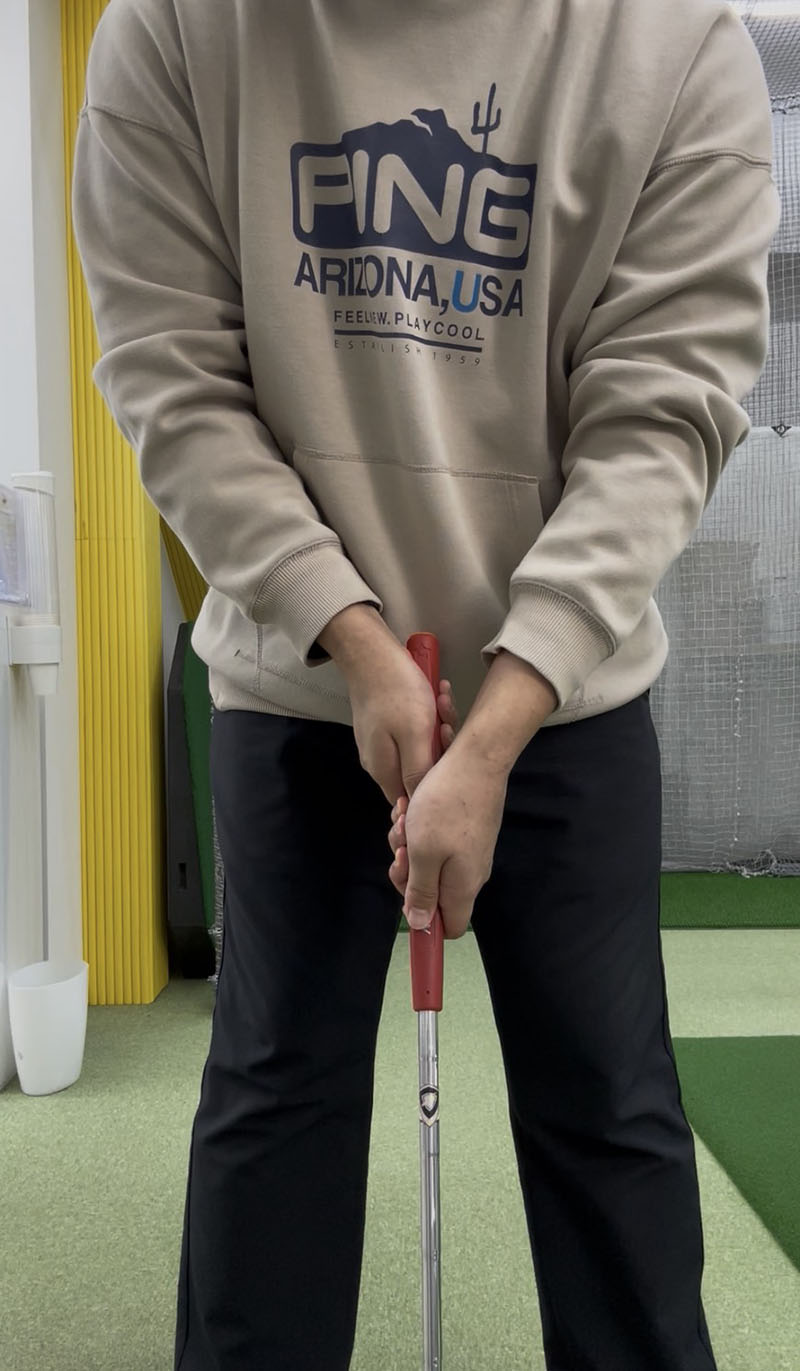 パターの持ち方について│池袋ゴルフアカデミー