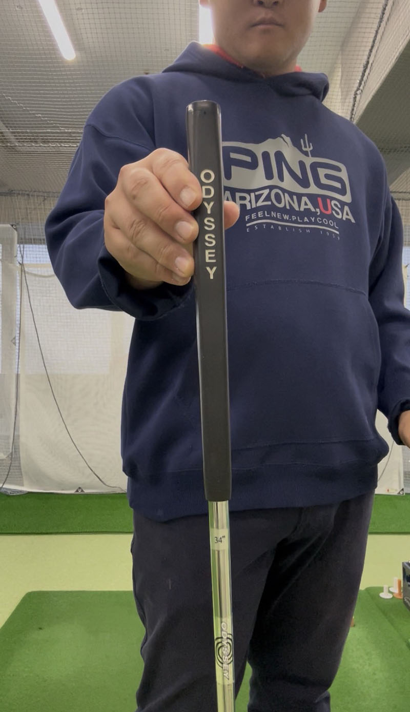 パターのグリップ。太い方が良いか細い方が良いか。│池袋ゴルフアカデミー