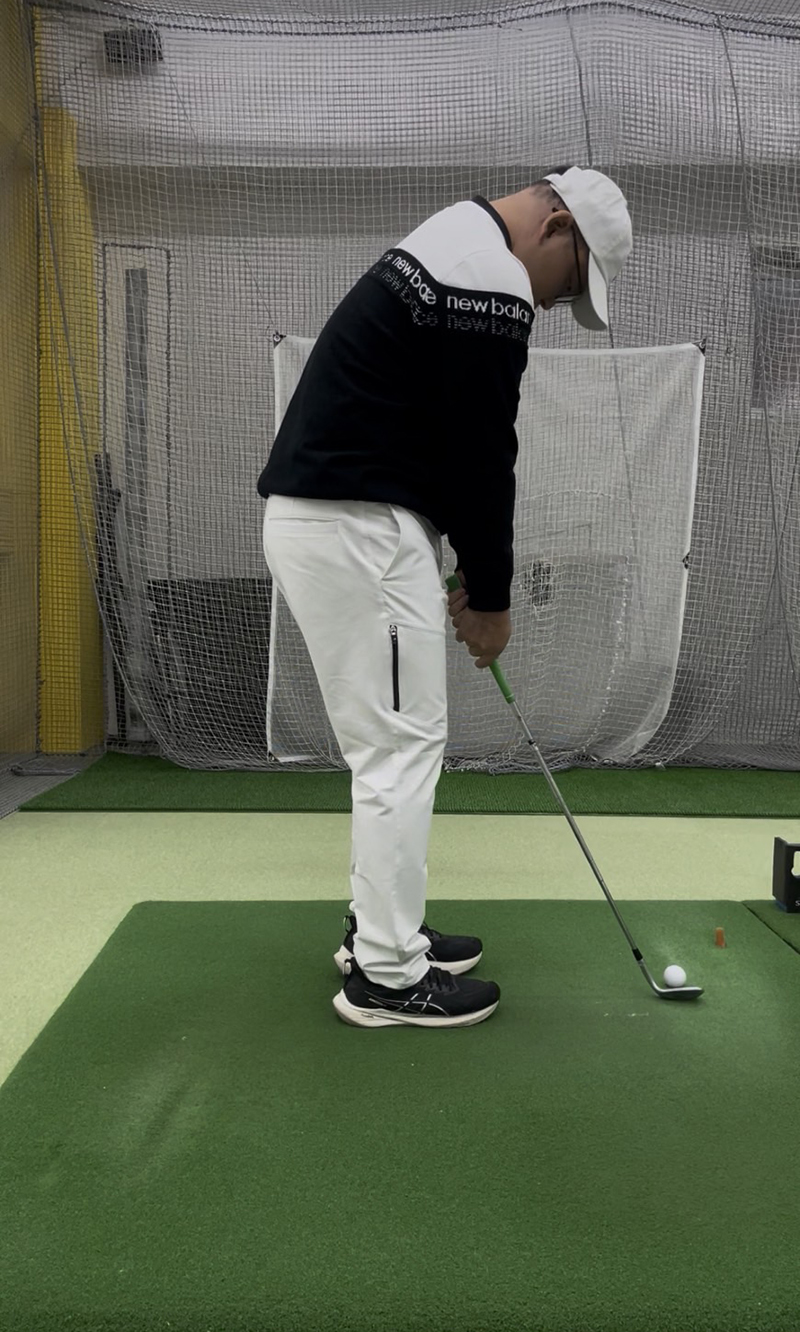 体縮こまってませんか？│池袋ゴルフアカデミー