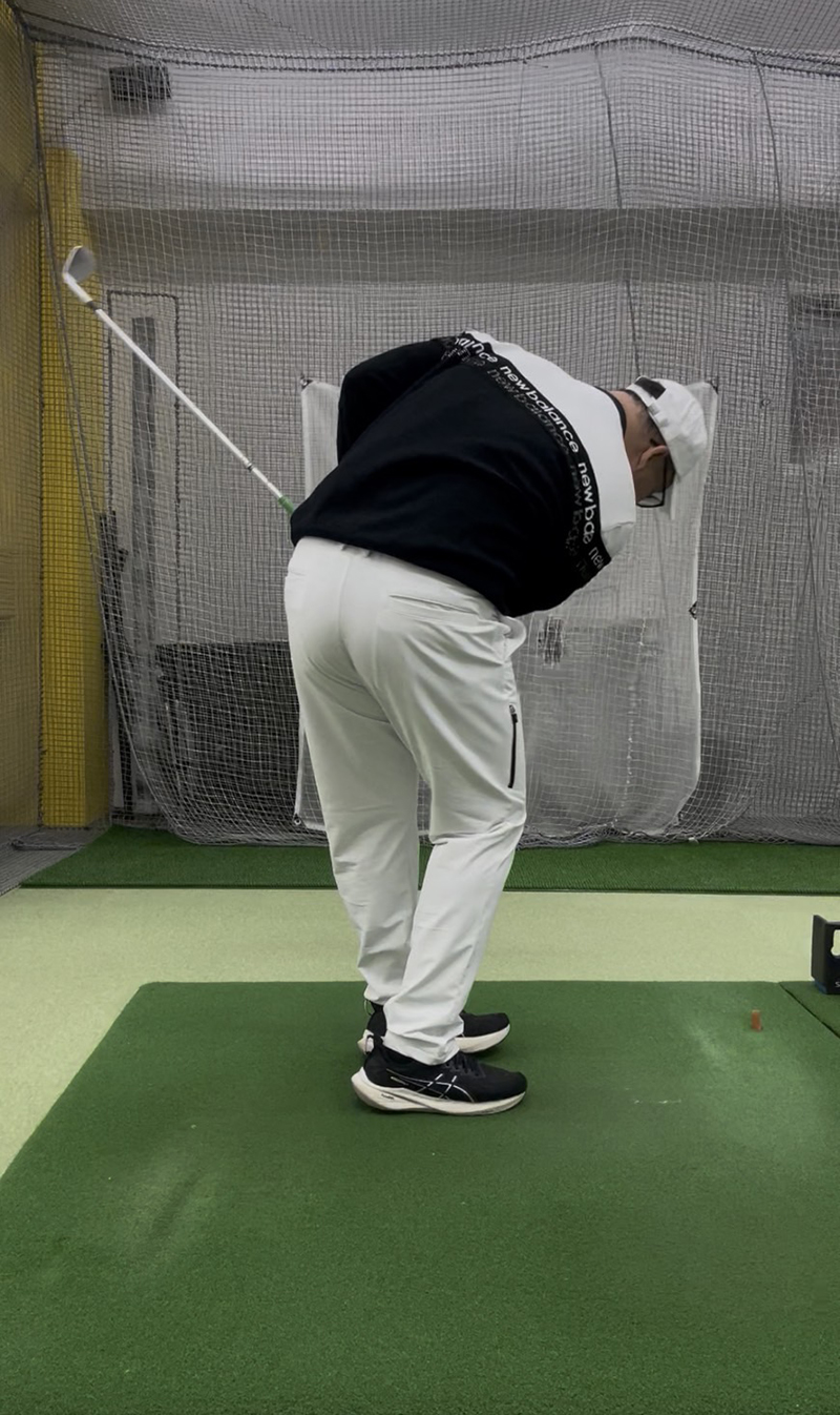 体縮こまってませんか？│池袋ゴルフアカデミー