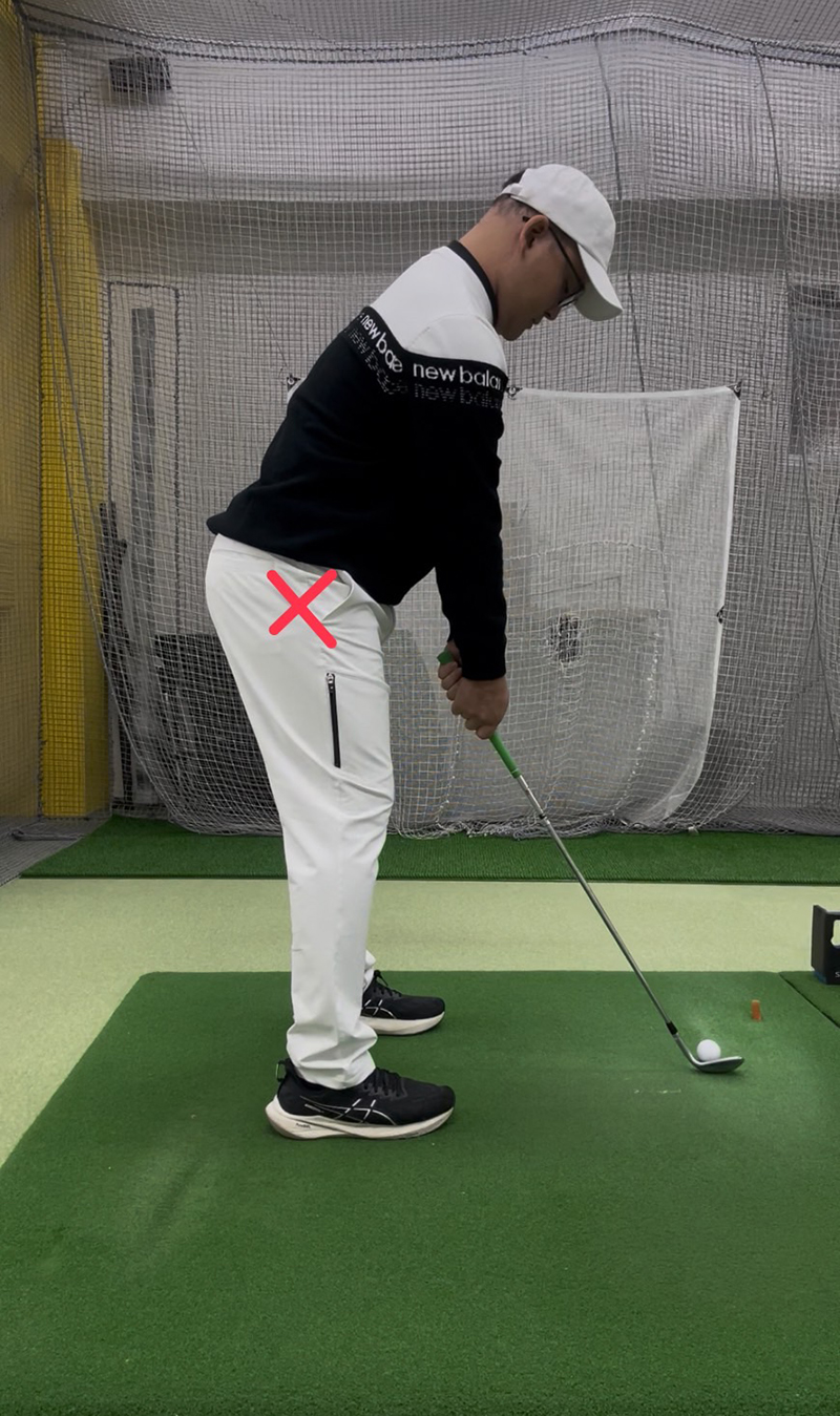 体縮こまってませんか？│池袋ゴルフアカデミー