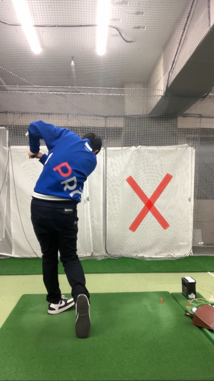 トップを安定させるための練習│池袋ゴルフアカデミー