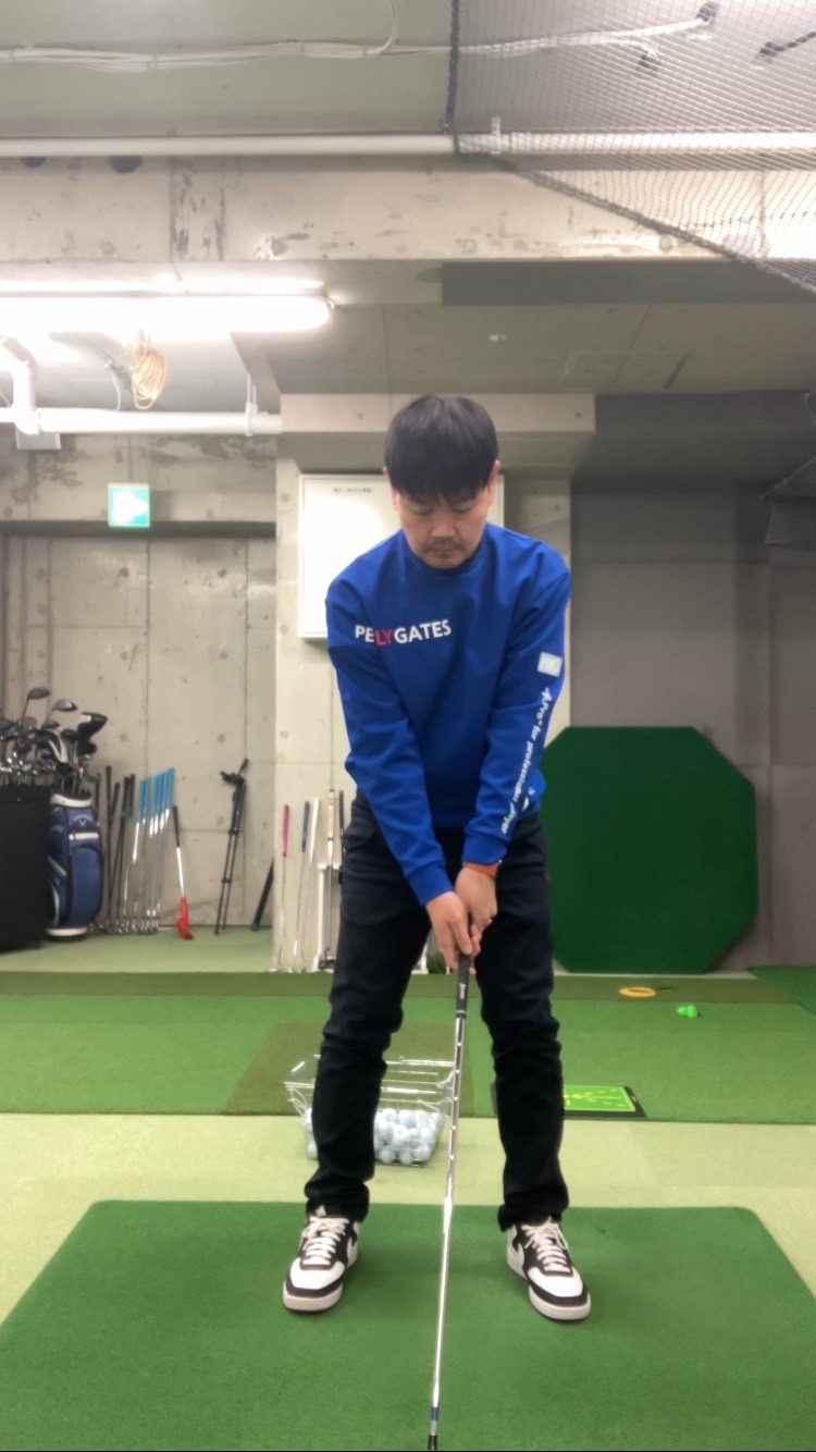アイアンで低い打ち出し練習│池袋ゴルフアカデミー