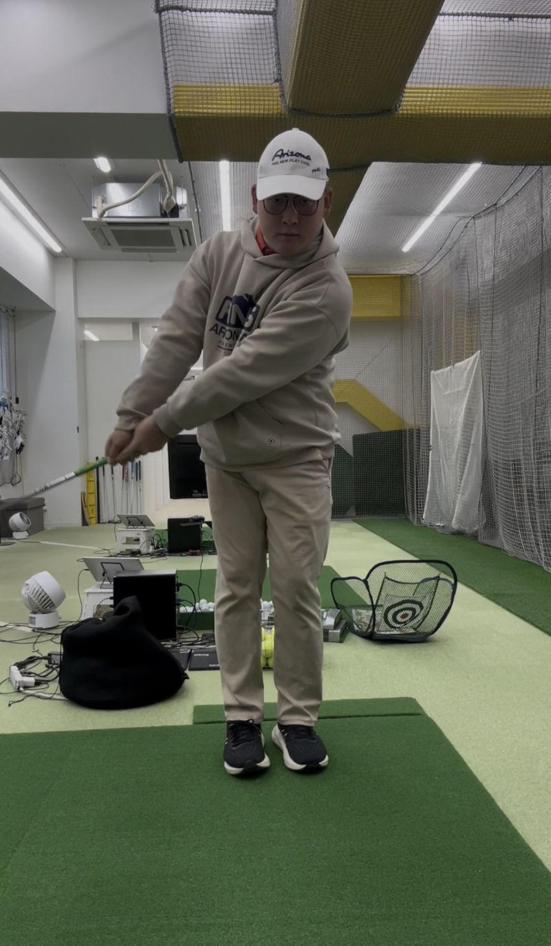 アプローチの手首の小ワザ!│池袋ゴルフアカデミー