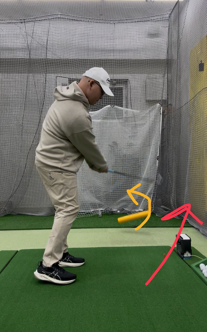 この筒、まっすぐ飛ばせますか？│池袋ゴルフアカデミー