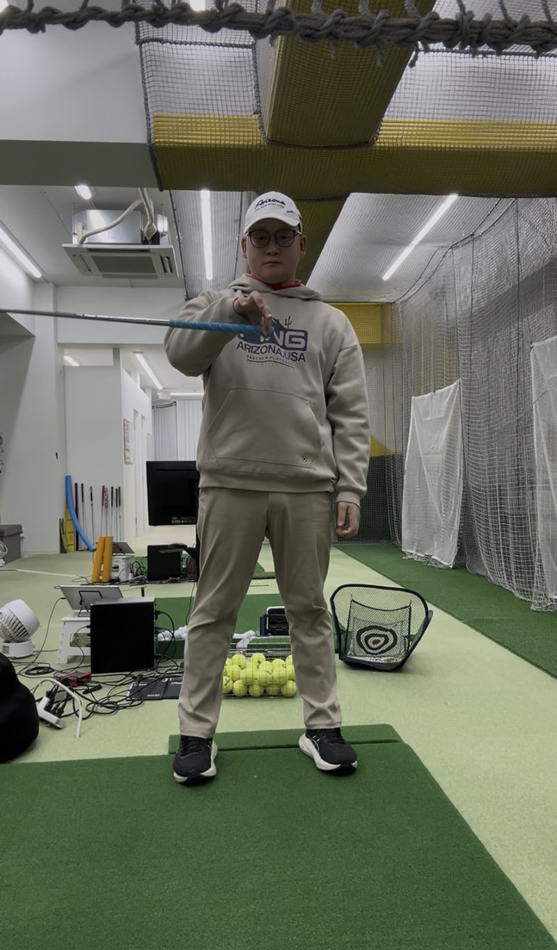 地面反力とは?│池袋ゴルフアカデミー