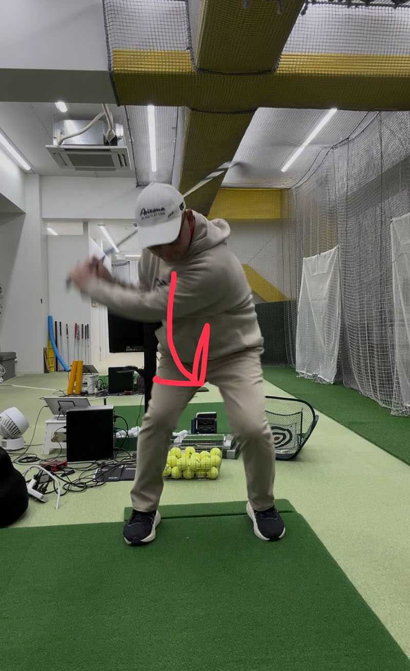 地面反力とは?│池袋ゴルフアカデミー