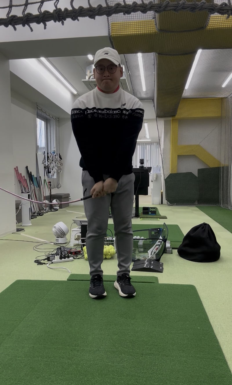 皆さんは道具にしっかり負荷を掛けれていますか？│池袋ゴルフアカデミー