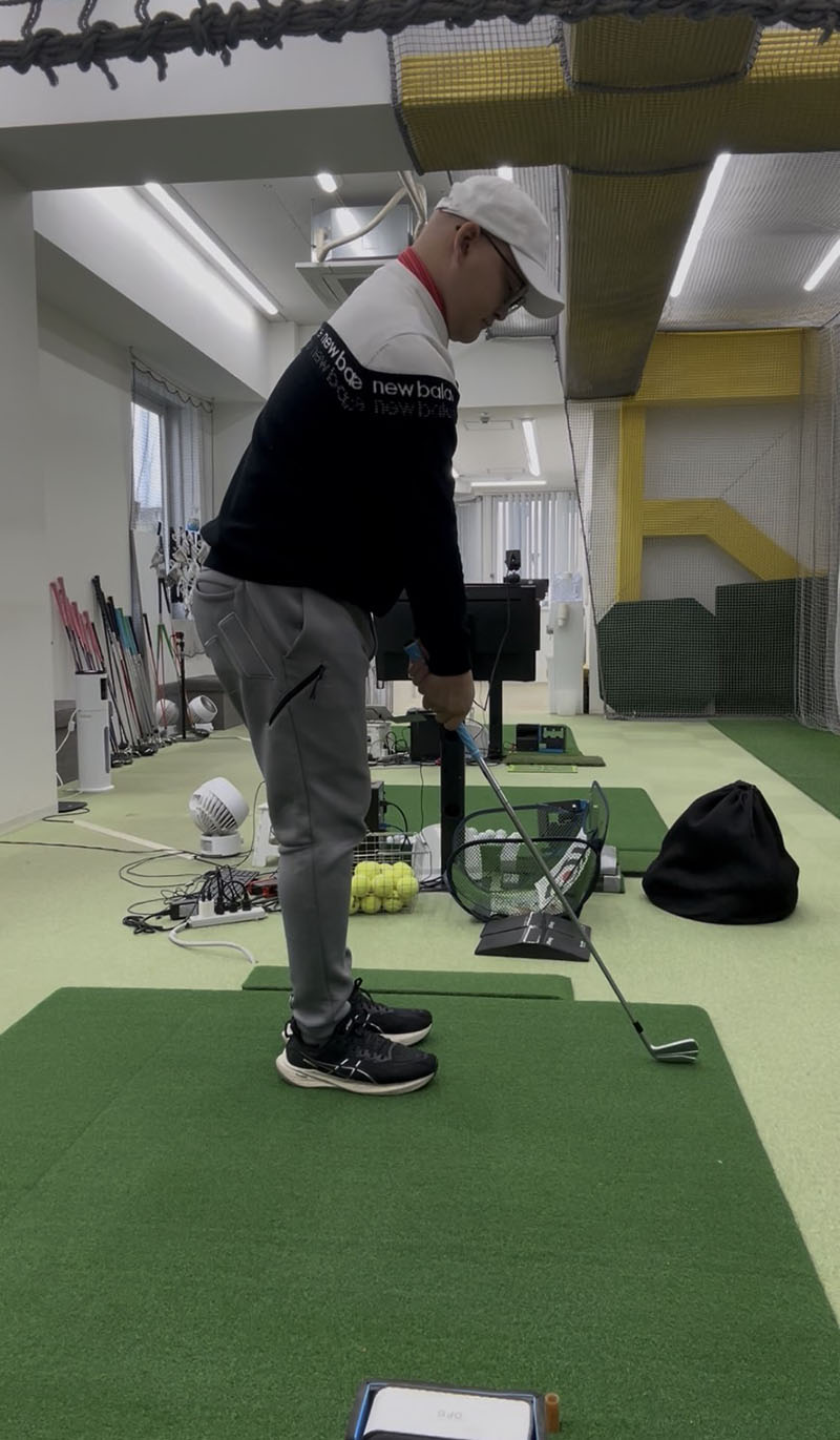 肩周りのストレッチ！│池袋ゴルフアカデミー