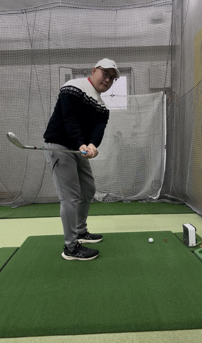 カット打ちが治らない!│池袋ゴルフアカデミー
